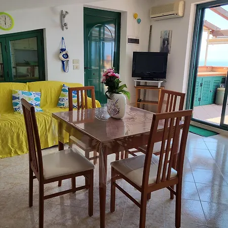Casa Paradiso Apartment Piraino